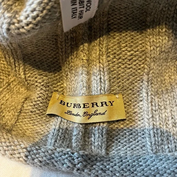 Burberry Hat - Picture 2 of 6